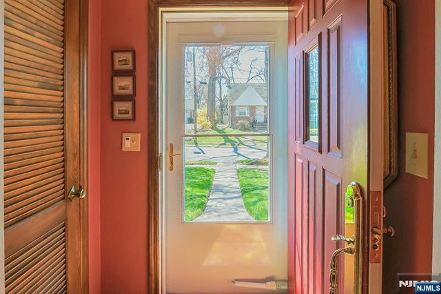 149 Park Drive, New Milford, NJ 07646