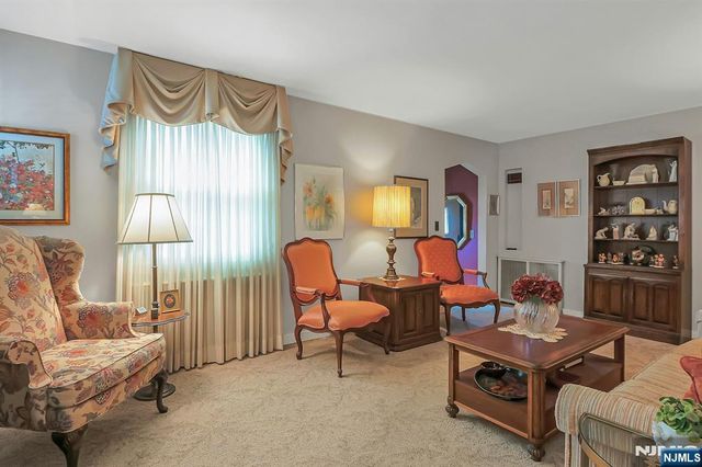 149 Park Drive, New Milford, NJ 07646