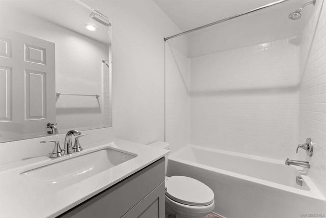 20075 Sanquinella Cir, Riverside, CA 92507