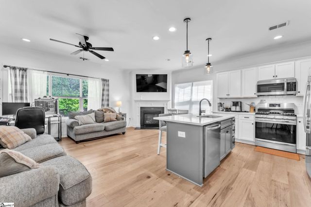 130 Lilia Hill Circle, Greenville, SC 29607