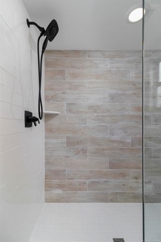 7433 Mulberry Drive, Washington, MI 48095