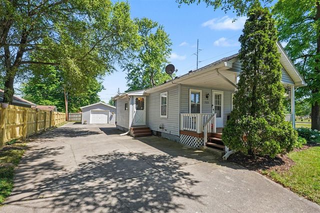 722 S Grant Avenue, Three Rivers, MI 49093