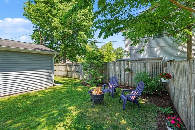 722 S Grant Avenue, Three Rivers, MI 49093