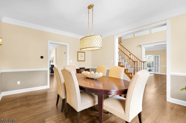 41 Wellington Dr, Washington Twp., NJ 07853