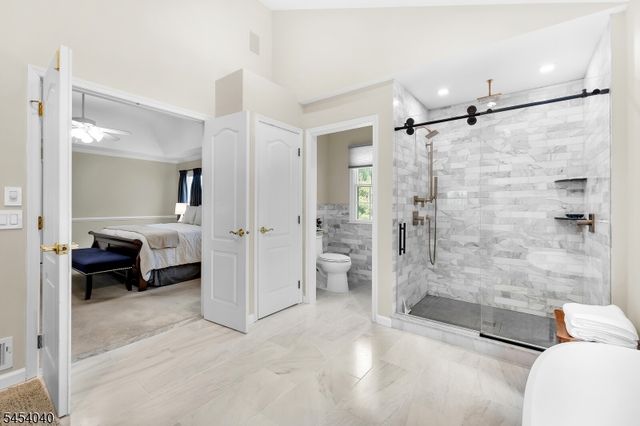 41 Wellington Dr, Washington Twp., NJ 07853