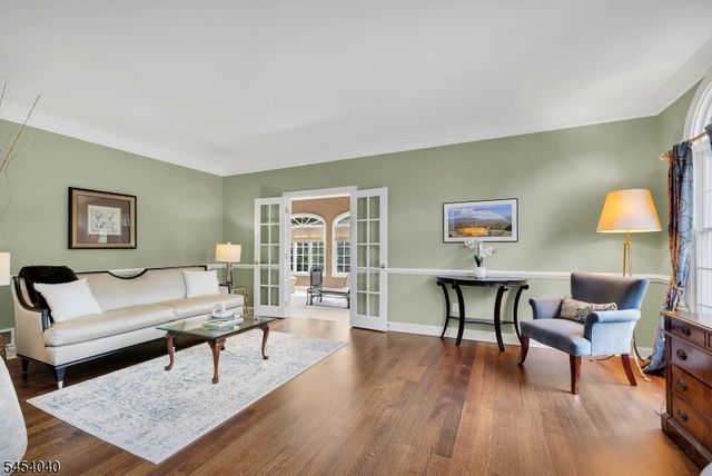 41 Wellington Dr, Washington Twp., NJ 07853