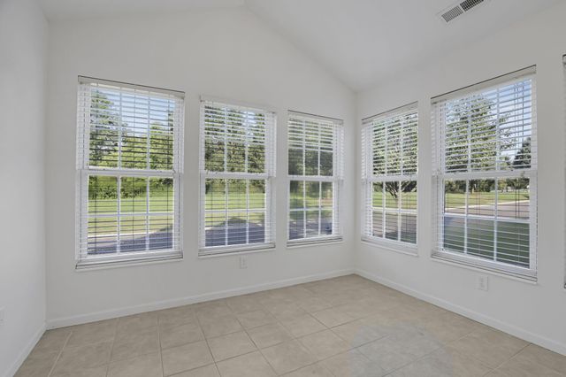 9180 Clovelly Street, Columbus, OH 43240