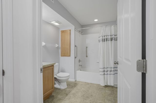 9180 Clovelly Street, Columbus, OH 43240