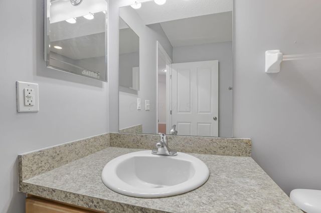 9180 Clovelly Street, Columbus, OH 43240