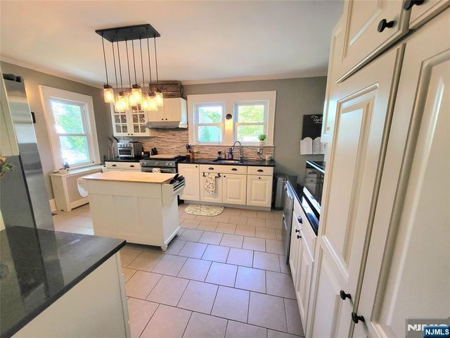 266 Eagle Rock Avenue, Roseland, NJ 07068