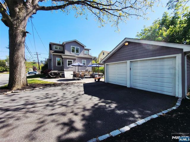 266 Eagle Rock Avenue, Roseland, NJ 07068