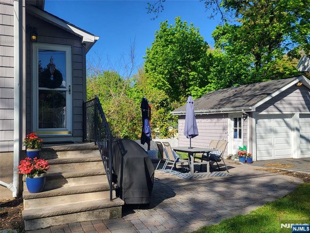 266 Eagle Rock Avenue, Roseland, NJ 07068