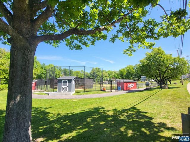 266 Eagle Rock Avenue, Roseland, NJ 07068