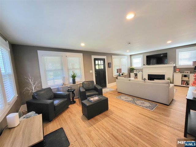 266 Eagle Rock Avenue, Roseland, NJ 07068