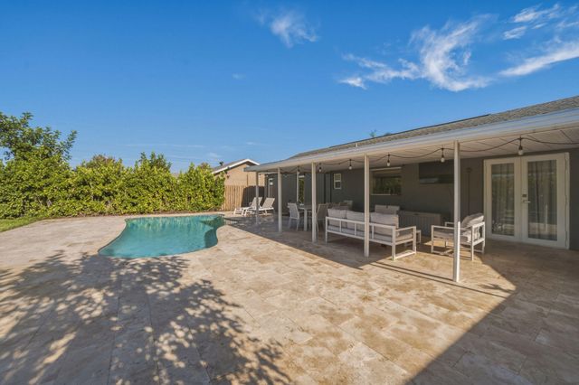 11130 NW 26TH Place, Sunrise, FL 33322