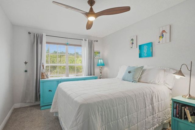 208 VALENCIA CIRCLE, St Petersburg, FL 33716