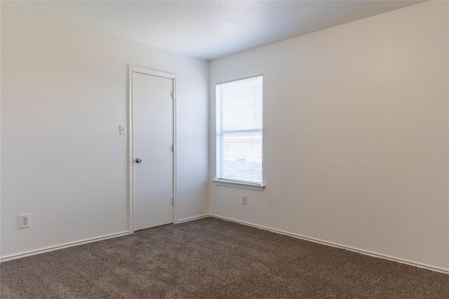 2209 Canvas Back DR, Taylor, TX 76574