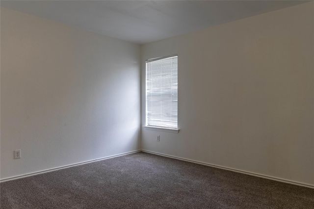 2209 Canvas Back DR, Taylor, TX 76574