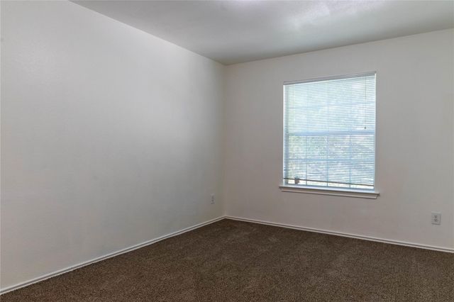 2209 Canvas Back DR, Taylor, TX 76574