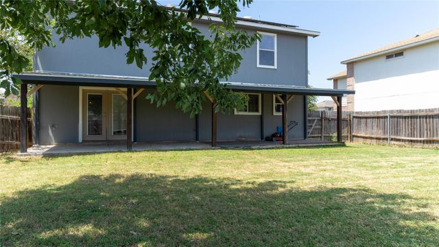 2209 Canvas Back DR, Taylor, TX 76574
