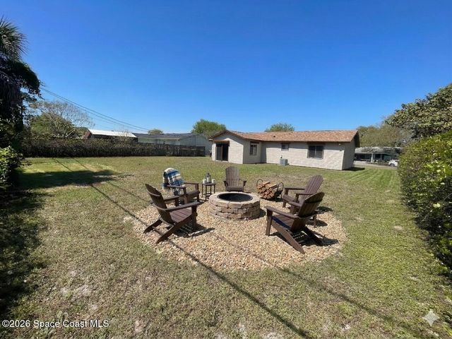 700 Fernandina Street NW, Palm Bay, FL 32907