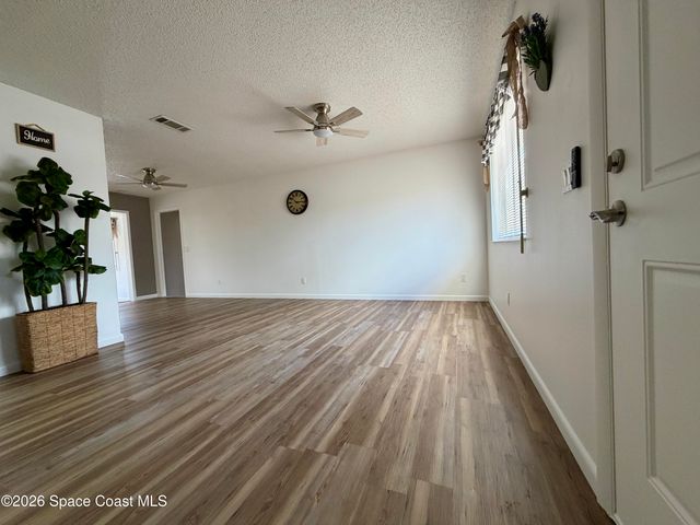 700 Fernandina Street NW, Palm Bay, FL 32907