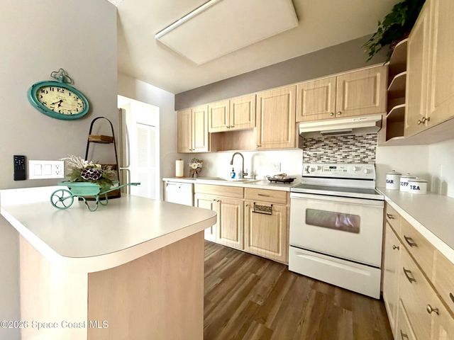 700 Fernandina Street NW, Palm Bay, FL 32907