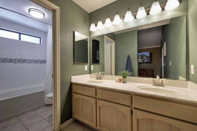 337 Sawtell Rd, Roseville, CA 95678