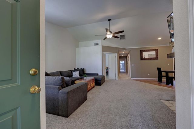 337 Sawtell Rd, Roseville, CA 95678