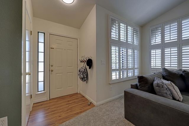 337 Sawtell Rd, Roseville, CA 95678