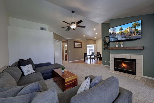 337 Sawtell Rd, Roseville, CA 95678