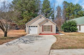1493 Fall Creek Trace, Douglasville, GA 30134