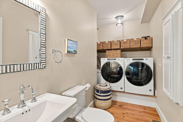 26 Tyng St A, Newburyport, MA 01950