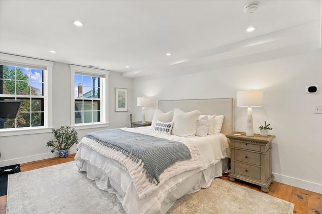 26 Tyng St A, Newburyport, MA 01950