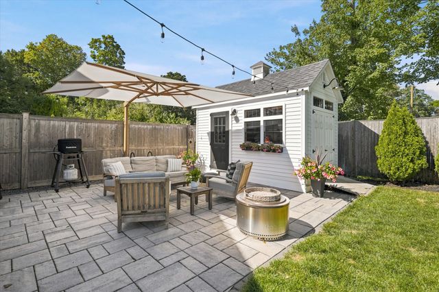 26 Tyng St A, Newburyport, MA 01950