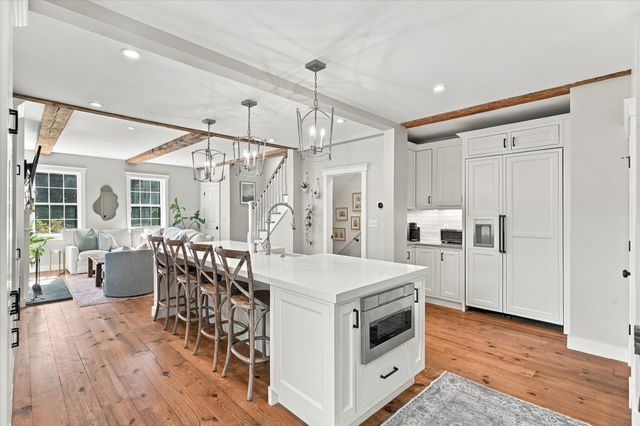 26 Tyng St A, Newburyport, MA 01950