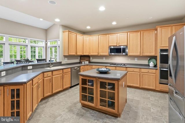 2110 ASHTON DR, Jamison, PA 18929