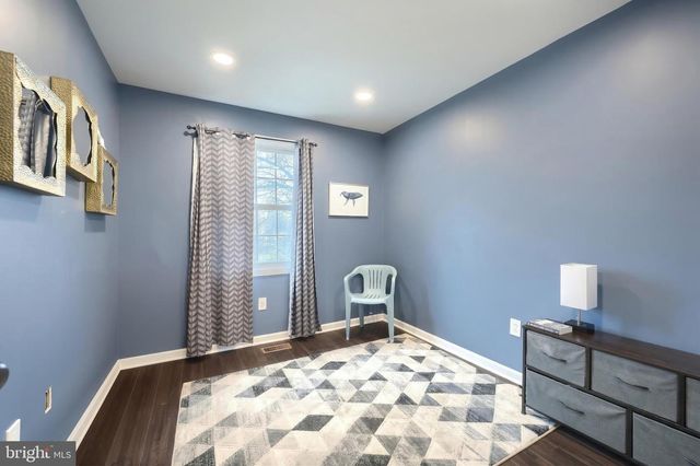 151 FOX RUN DR, York, PA 17403