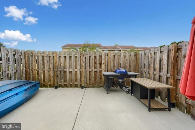 151 FOX RUN DR, York, PA 17403