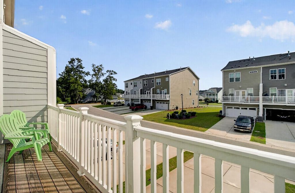 Image 10 of property listing at 861 Recess Point Drive, Moncks Corner, SC 29461