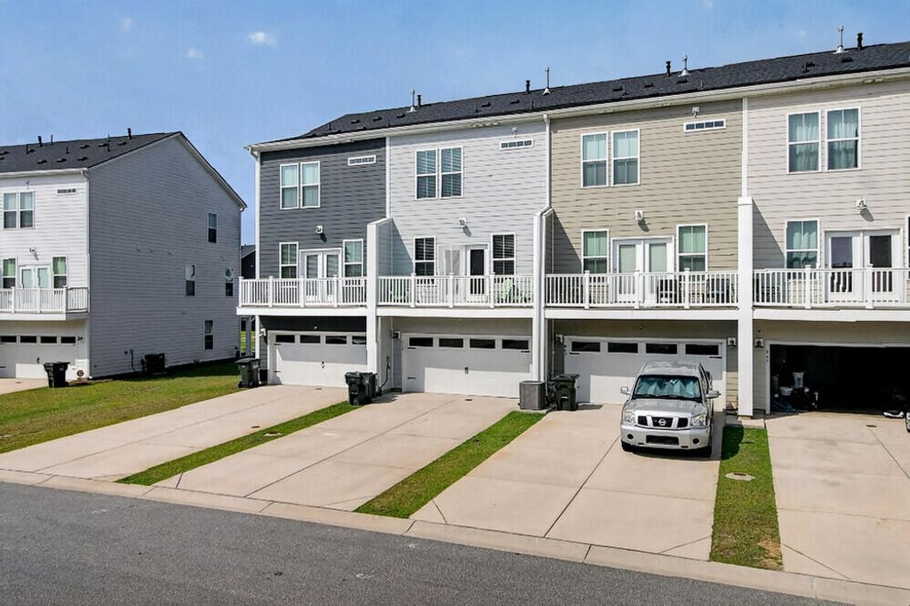Image 23 of property listing at 861 Recess Point Drive, Moncks Corner, SC 29461