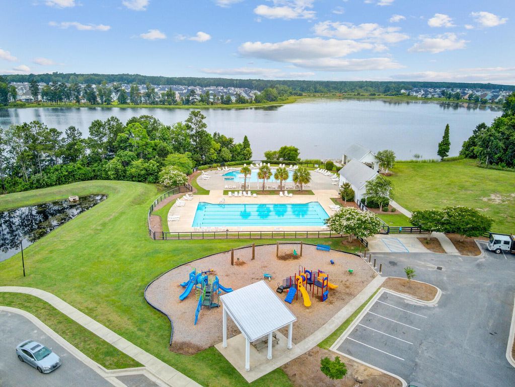 Image 24 of property listing at 861 Recess Point Drive, Moncks Corner, SC 29461