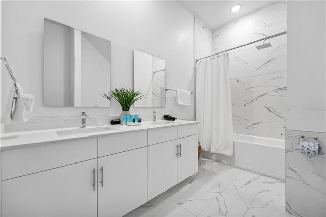 312 FAMAGUSTA DRIVE, Davenport, FL 33896