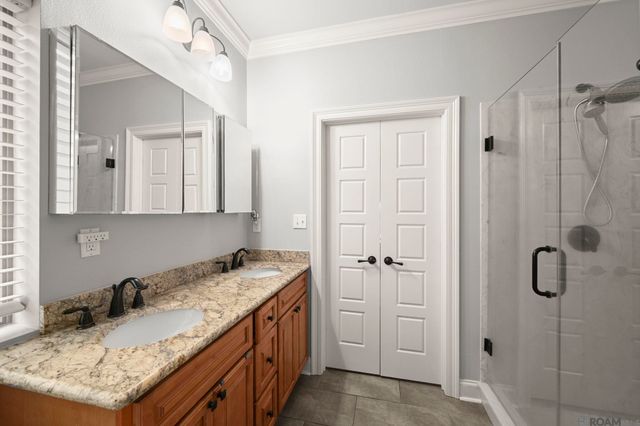 5324 Courtyard Dr, Gonzales, LA 70737