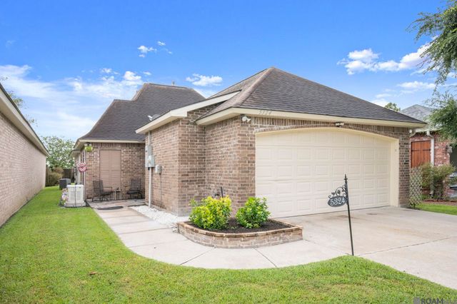 5324 Courtyard Dr, Gonzales, LA 70737