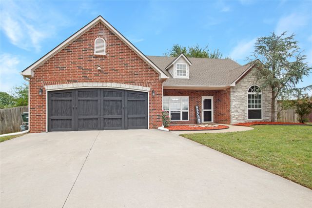 2602 SW Wolf Run Drive, Claremore, OK 74019