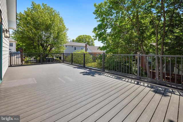 1610 12TH ST S, Arlington, VA 22204