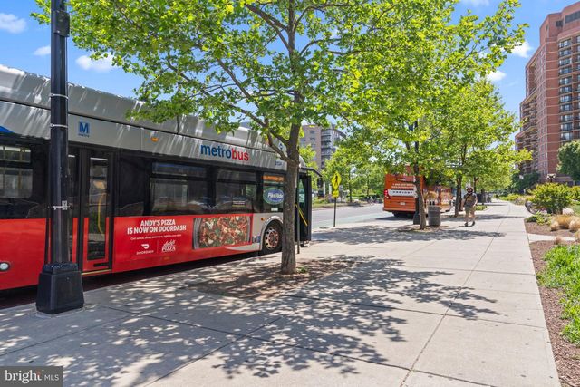 1610 12TH ST S, Arlington, VA 22204