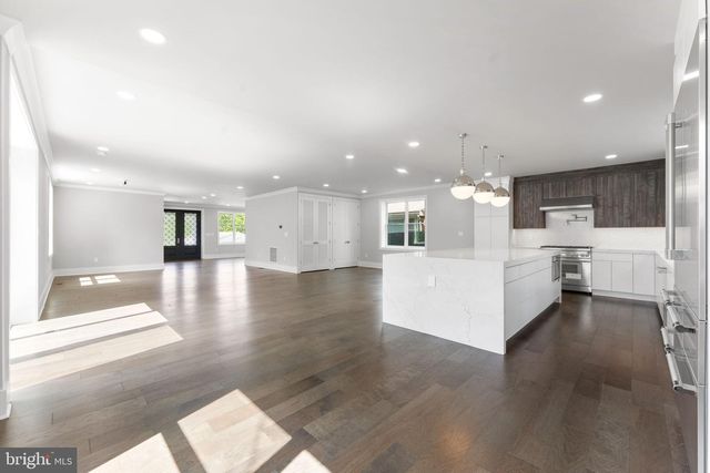 1610 12TH ST S, Arlington, VA 22204