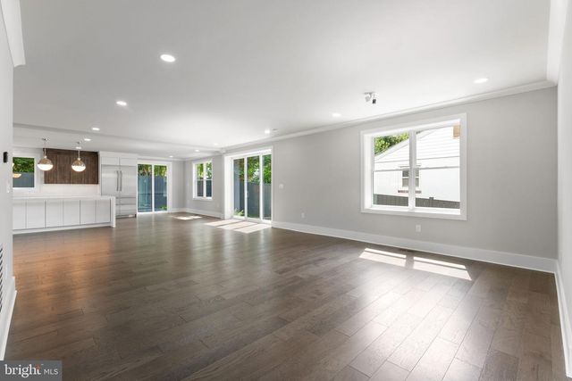 1610 12TH ST S, Arlington, VA 22204